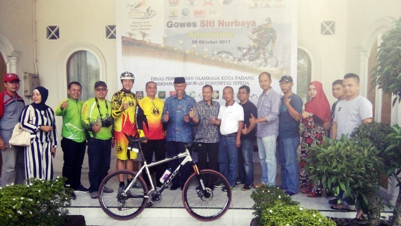 Konferensi pers terkait pelaksanaan Siti Nurbaya Adventure di kediaman Dinas Walikota Padang, Ahmad Yani, Kota Padang, Sabtu (7/10/2017).