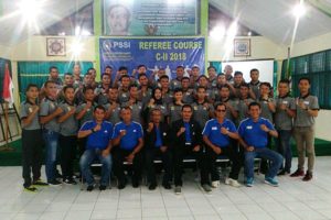 Dibuka Ketua Asprov PSSI Sumbar, 70 Calon Wasit Nasional C.II Jalani Kursus di INS Kayu Tanam