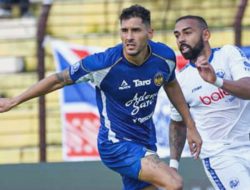 Persebaya dan Lima Tim Lainnya Pertahankan Rekor Tak Terkalahkan