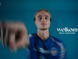 Van Gastel Siapkan Pemain Belanda, Persib Hadapi PSIM.