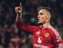 Antony Ultimatum, MU Terjebak Dilema?