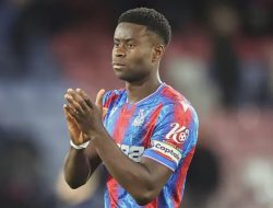 Guehi Dilirik Liverpool, Crystal Palace Terbelah?