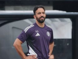 Amorim Pastikan Bayindir Starter di Derbi Manchester.