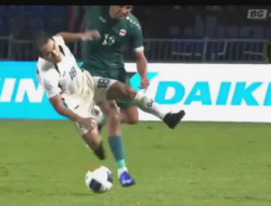 Ali Tekel Brutal, Putros Kartu Merah, Sanksi Menanti?