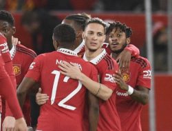 Man United Lepas Antony, Sancho dengan Skema Berbeda