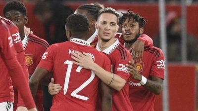 Man United Lepas Antony, Sancho dengan Skema Berbeda