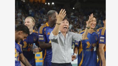 Shin Tae-yong Berjuang: Ulsan HD Terpuruk, Fans Menanti.