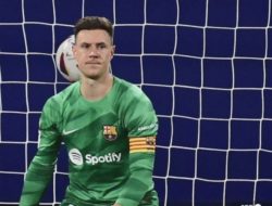 Besiktas Sodorkan Tawaran, Barcelona Pertimbangkan Ter Stegen
