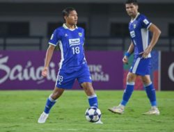 Adam Alis Absen, Persib Bandung Tantang Lion City