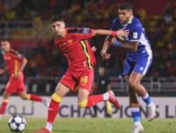 Hodak Ungkap Sebab Persib Terseok di Awal Laga