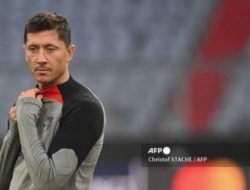 Lewandowski Berkorban: Bertahan di Barcelona Jadi Prioritas