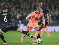 Bek Chelsea Jawab Kocak Soal Hentikan Lamine Yamal