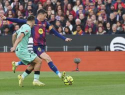 Barcelona Pimpin Klasemen, Real Madrid Mengintai Ketat!