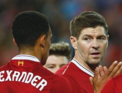 Gerrard Ungkap Absennya Alexander-Arnold Bikin Liverpool Frustrasi