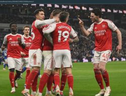 Arsenal Rebut Puncak Klasemen, Man City Tergelincir