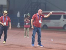 Pelatih Persib Soroti Dana Persija, Malut United