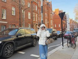 Ghea Youbi Saksikan Chelsea Berlaga di Stamford Bridge