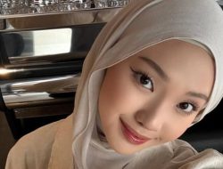 Lepas Hijab, Selebgram Jule Dituding Selingkuh, Gandeng Aktor Terkenal