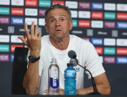 Luis Enrique Tinggalkan PSG, Latih MU Jadi Tantangan?