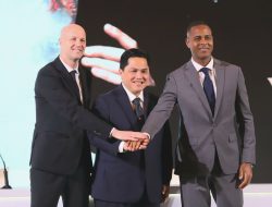 Kluivert Bersuara, Dukung Cruyff, PSSI Belum Bereaksi
