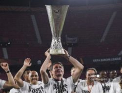 Oliver Glasner Torehkan Sejarah Baru Bersama Crystal Palace