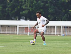 Winger Persib Usung Ambisi Besar Usai Kembali ke Timnas