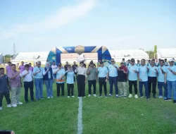 Pemkab Dharmasraya Gelar Liga Sepak Bola dan Bazaar UMKM